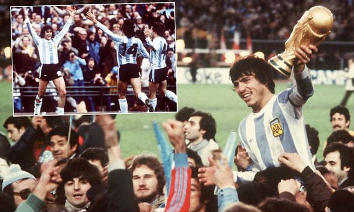 Mario Kempes dẫn dắt đội tuyển Argentina đến chức vô địch World Cup 1978.